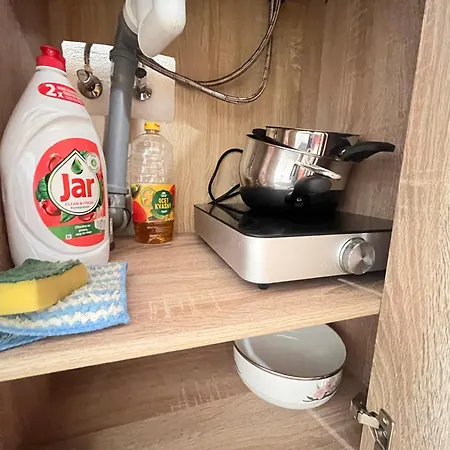 Monstera Ii - Economy Apartment Kolin