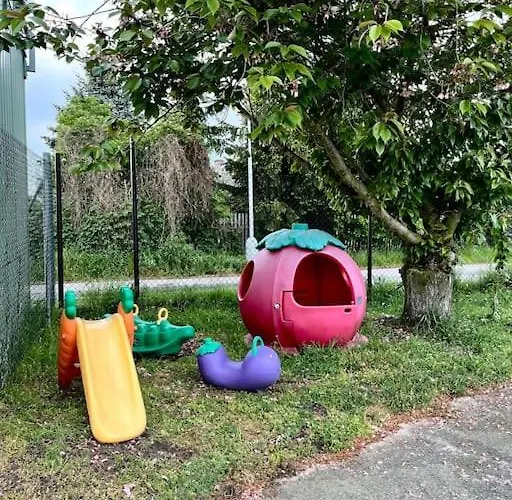 Appartement Monstera Ii - Economy Kolín